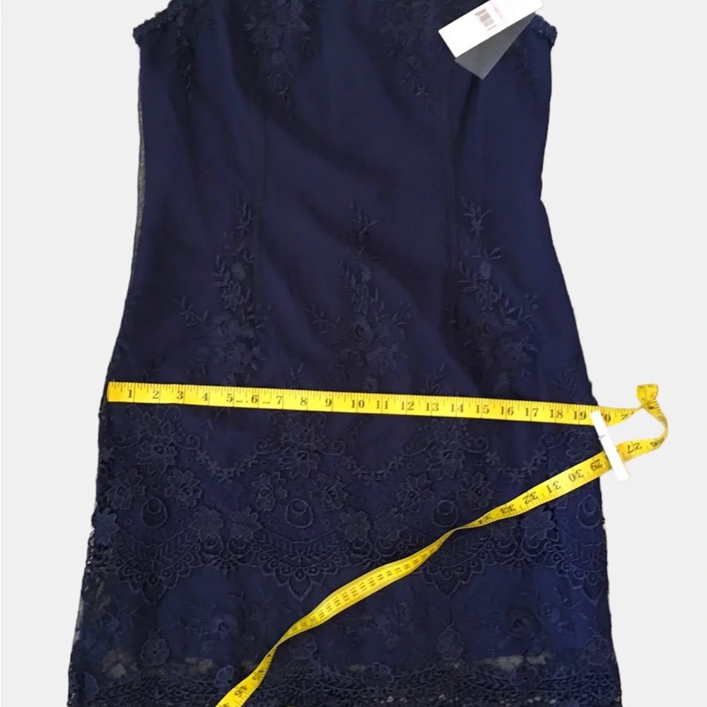 Nanette Lepore Lace Sheath Dress, Sz 10 - Picture 14 of 14